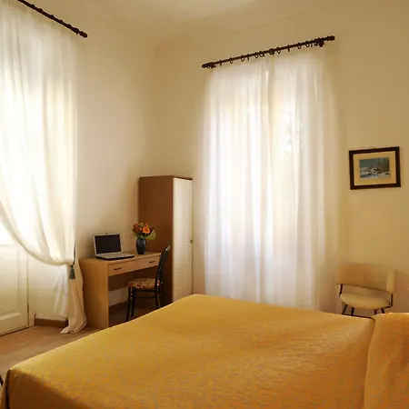 Hotel Alfieri 3*
